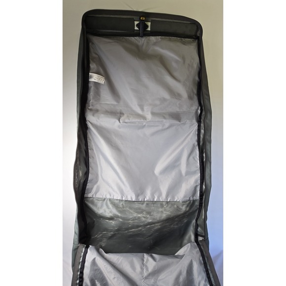 flight bag osprey Ozone Laptop Backpack with Ventilated AirScape™ Backpanel - Lightweight Travel Backpack with 16” Laptop Sleeve bg-sizetagremoved Color:Current Blue High Sierra 24/7 Pro and its versatile design